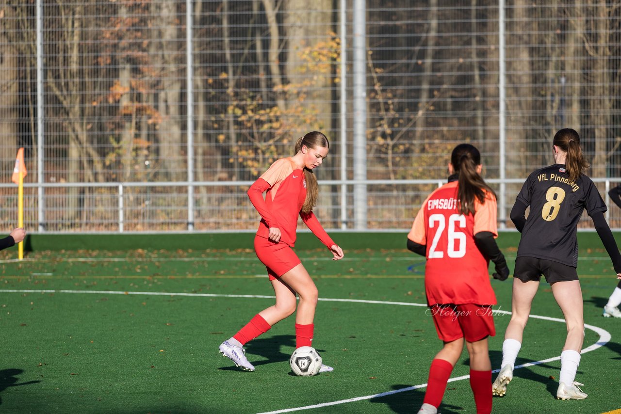 Bild 79 - wBJ VfL Pinneberg2 - Eimsbuttler TV 3 : Ergebnis: 5:0